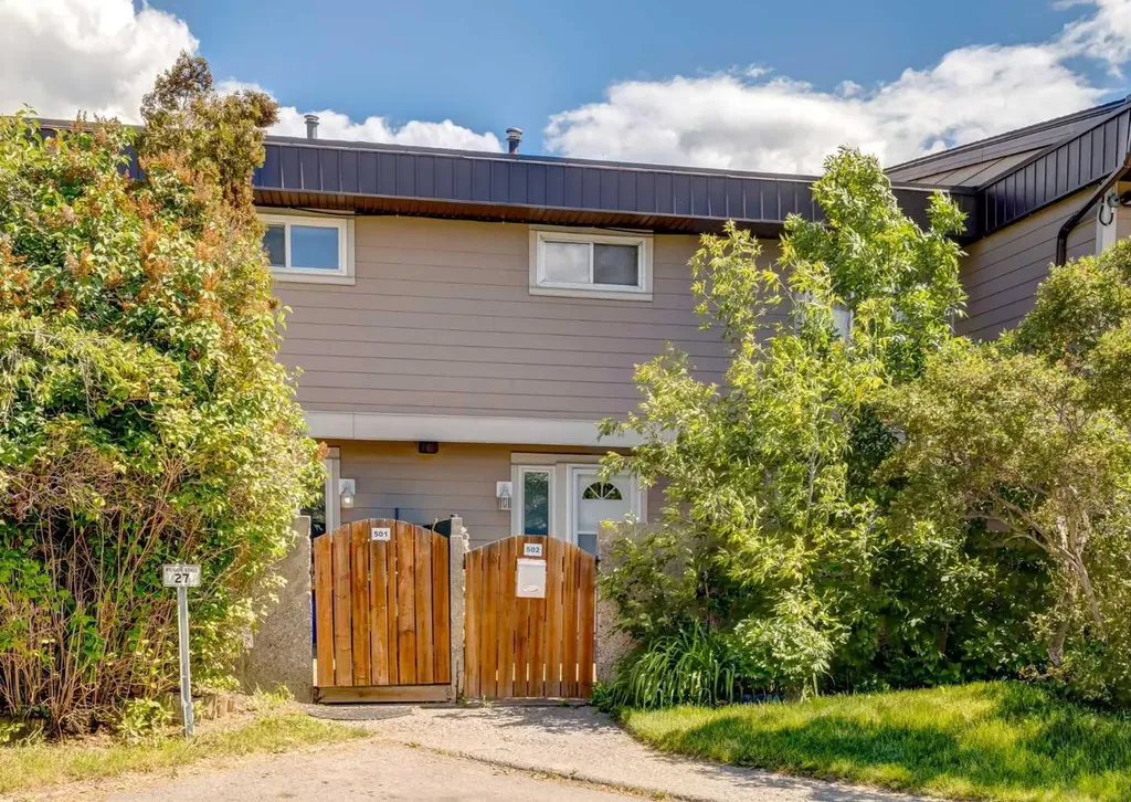 4550 47 Street SW Calgary AB T3E 6W5