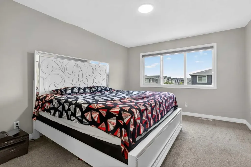 23 Red Sky Manor Calgary AB T3N1N3