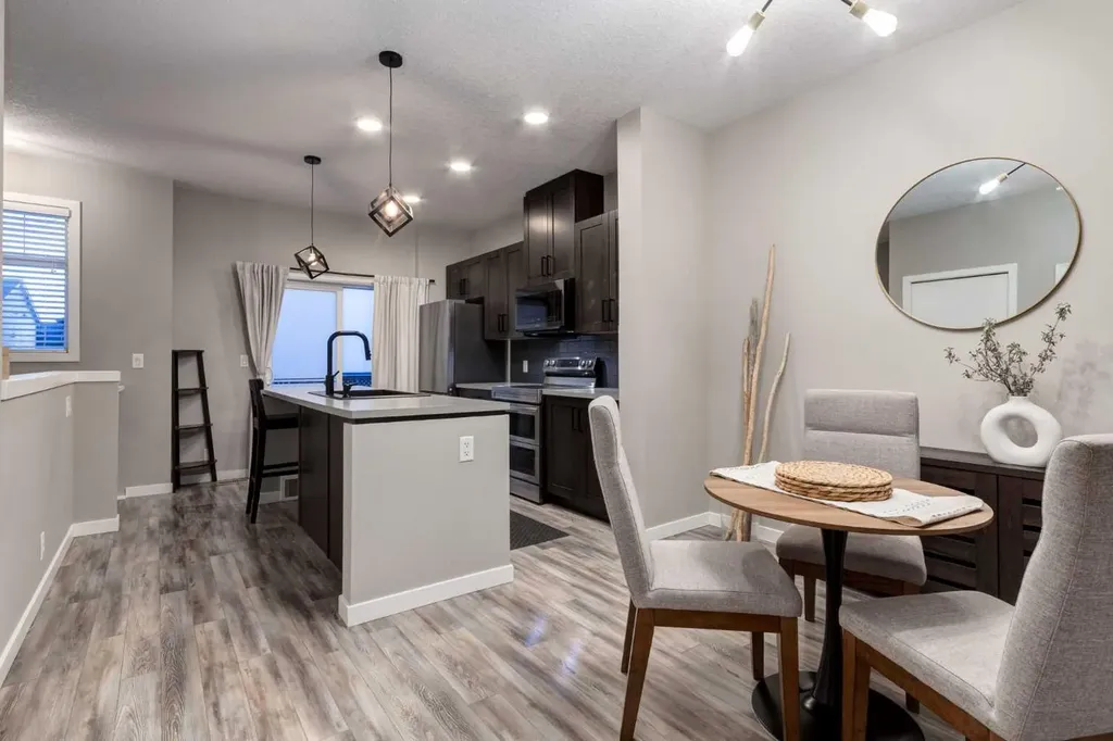 92 Copperstone Common SE Calgary AB T2A5E4