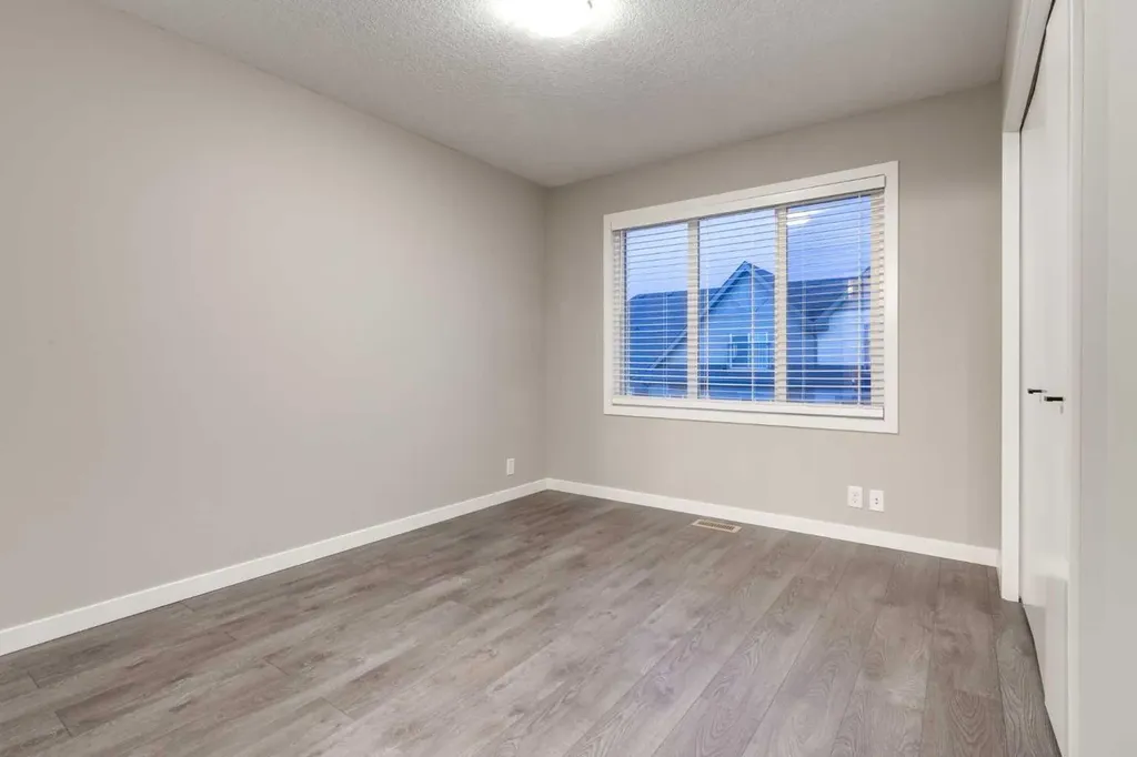 92 Copperstone Common SE Calgary AB T2A5E4