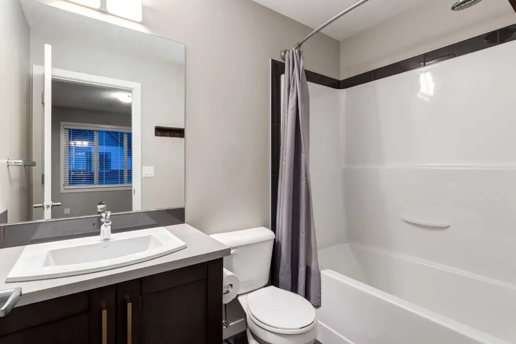 92 Copperstone Common SE Calgary AB T2A5E4