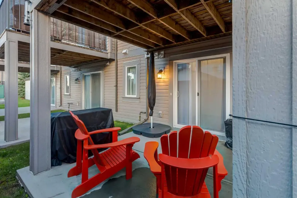 92 Copperstone Common SE Calgary AB T2A5E4