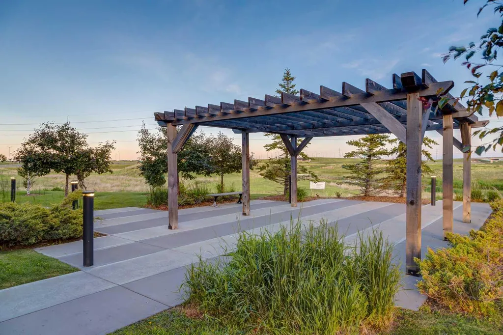 92 Copperstone Common SE Calgary AB T2A5E4