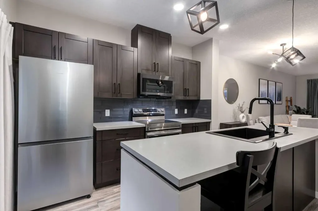 92 Copperstone Common SE Calgary AB T2A5E4