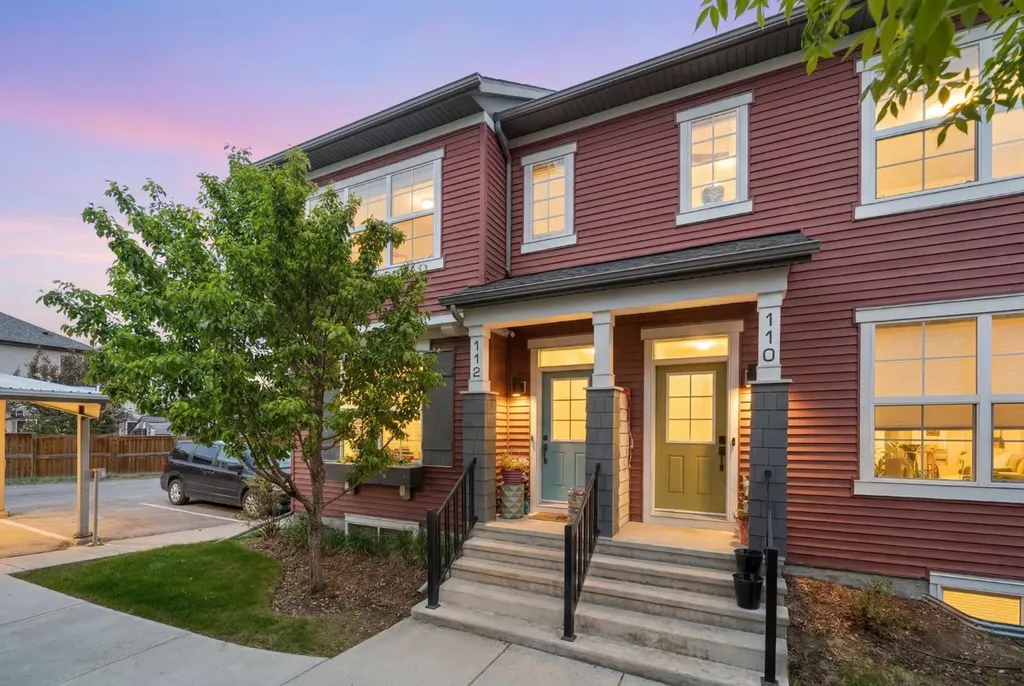 112 Silverado Skies Common SW Calgary AB T2X 4C9