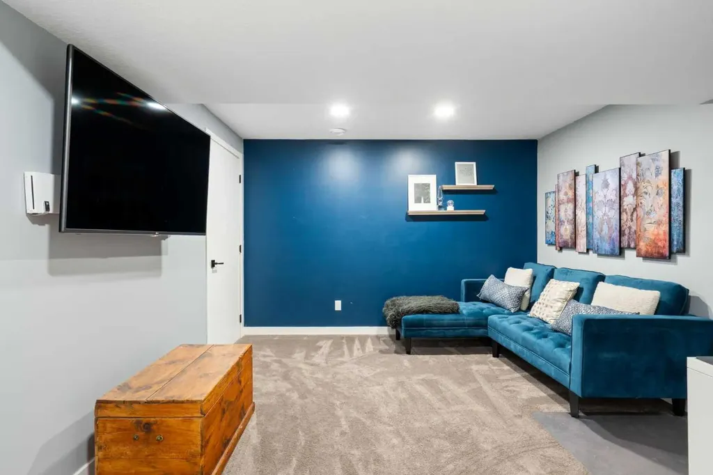 112 Silverado Skies Common SW Calgary AB T2X 4C9