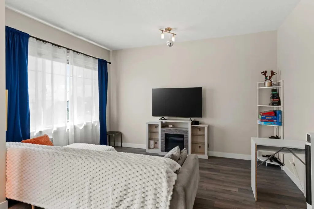 333 Taralake Way NE Calgary AB T3J 0R5