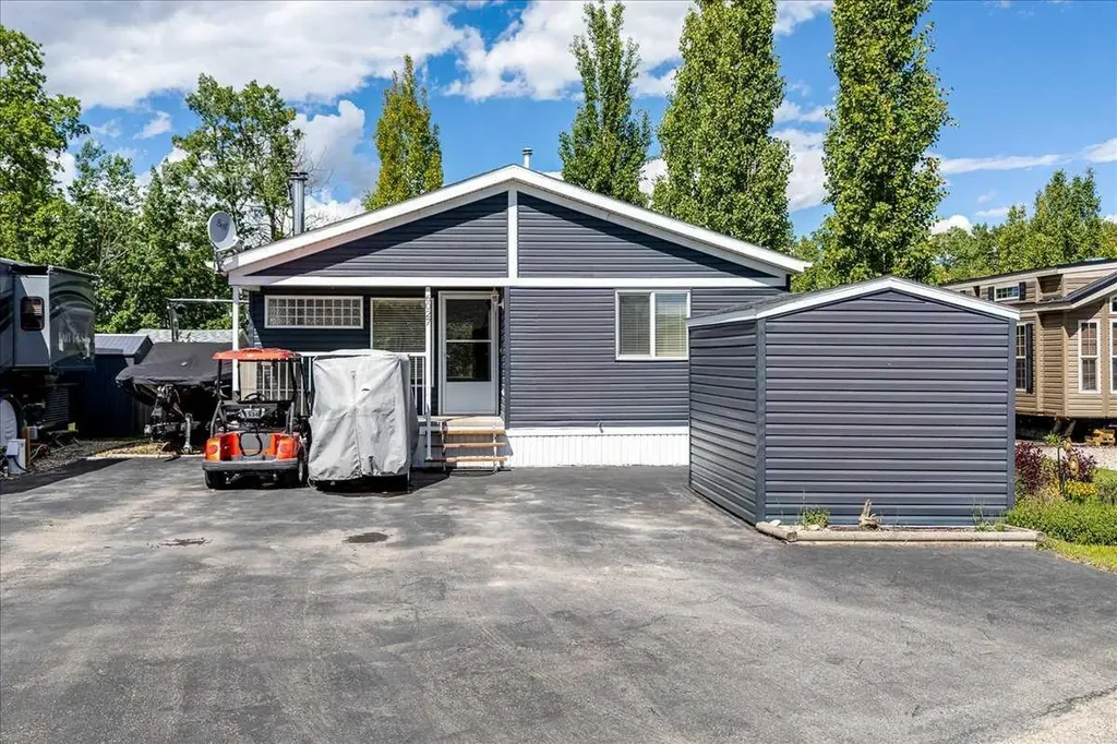35468 Range Road 30 Rural Red Deer County AB T4G0M3