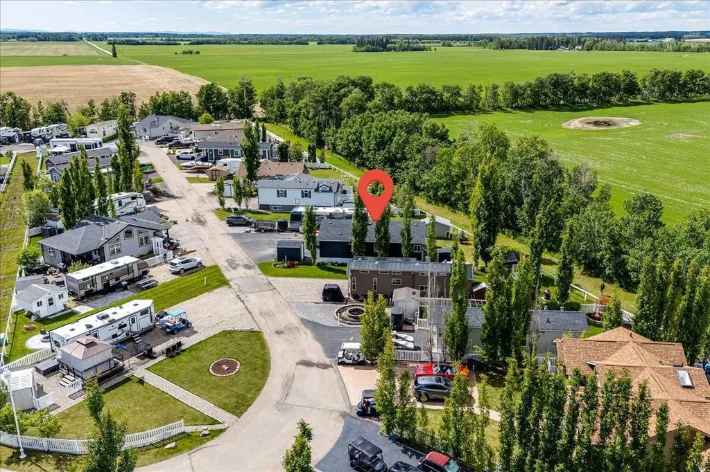 35468 30 Range Rural Red Deer County AB T4G0M3