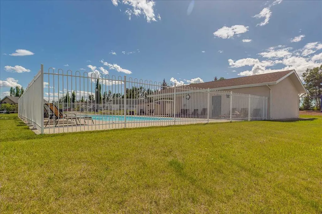 35468 Range Road 30 Rural Red Deer County AB T4G0M3
