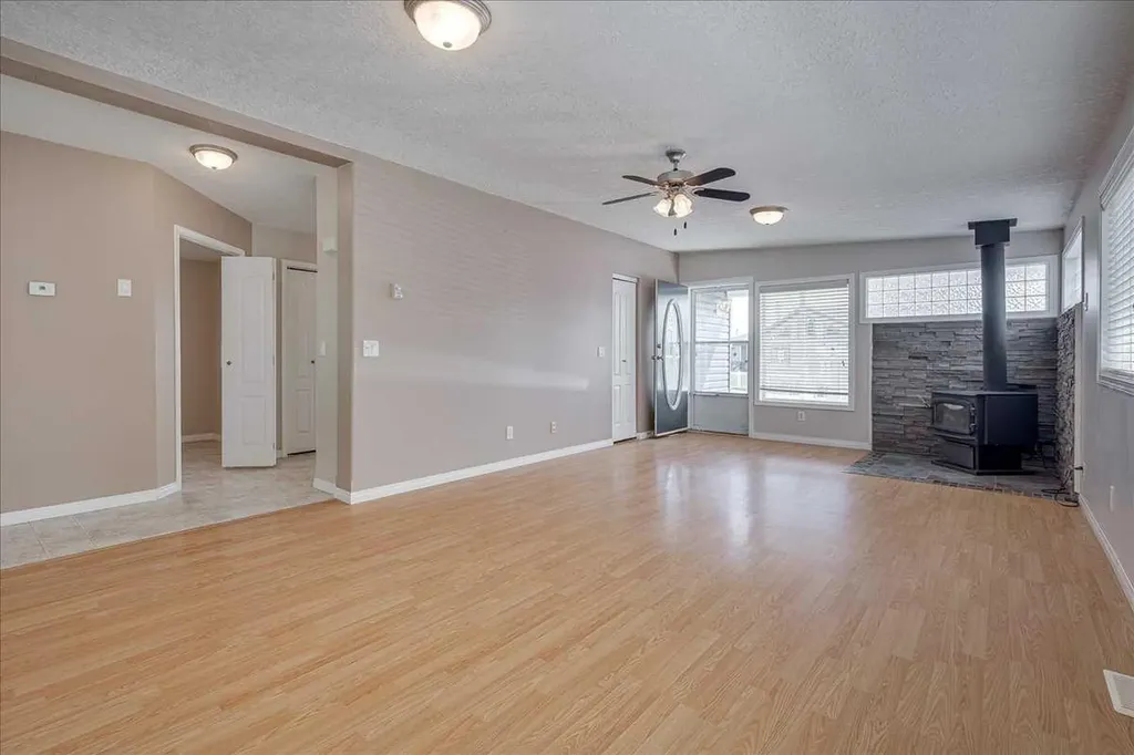 35468 Range Road 30 Rural Red Deer County AB T4G0M3