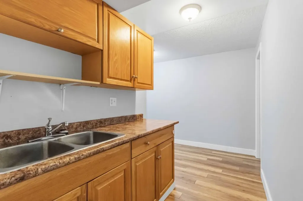 114 A Windsor Drive Fort Mcmurray AB T9H 4R2