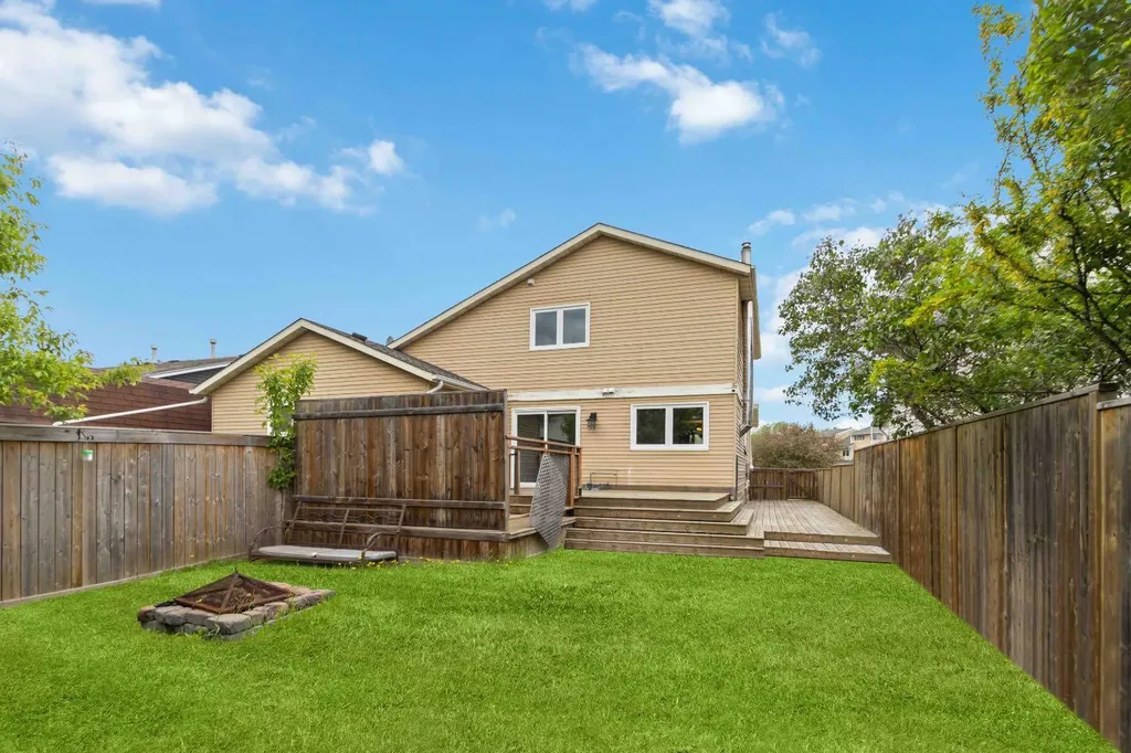 114 A Windsor Drive Fort Mcmurray AB T9H 4R2