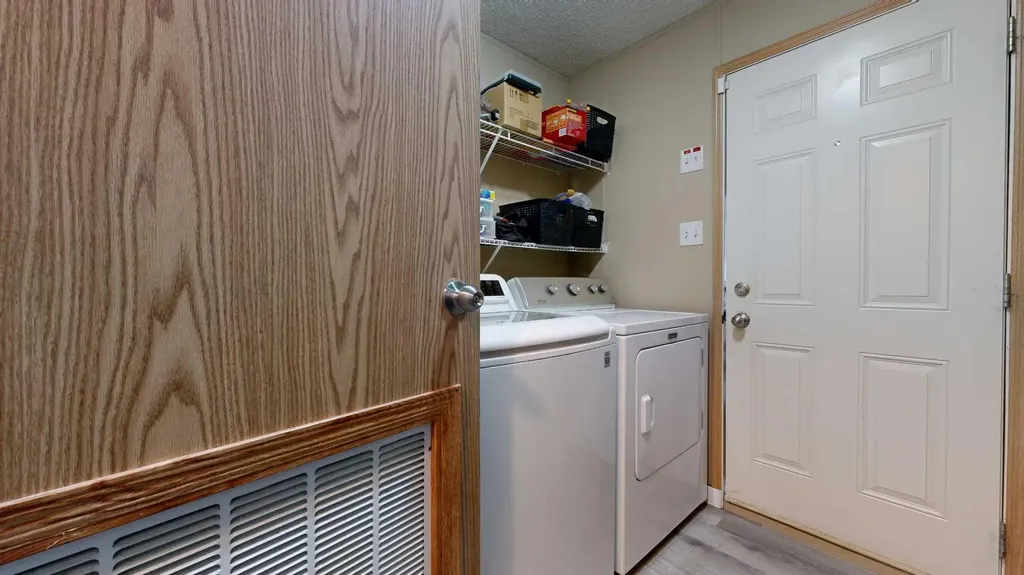8620 89 Street Grande Prairie AB T8X 1V7