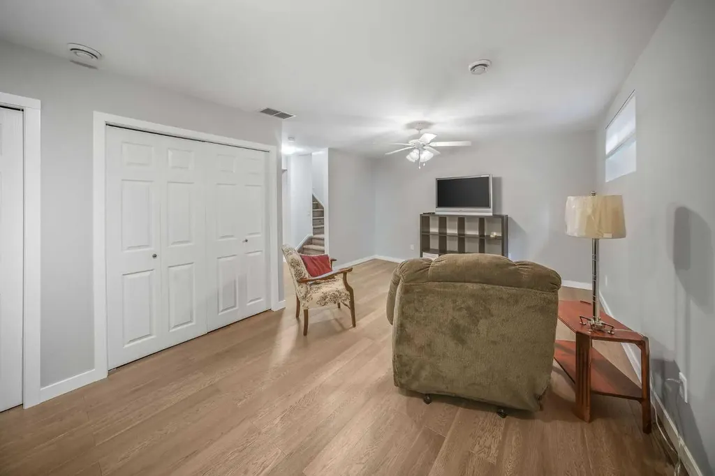 113 Canals Circle SW Airdrie AB T4B 3E8