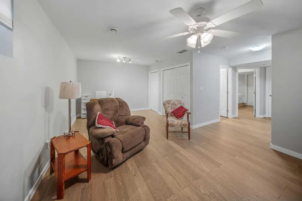113 Canals Circle SW Airdrie AB T4B 3E8