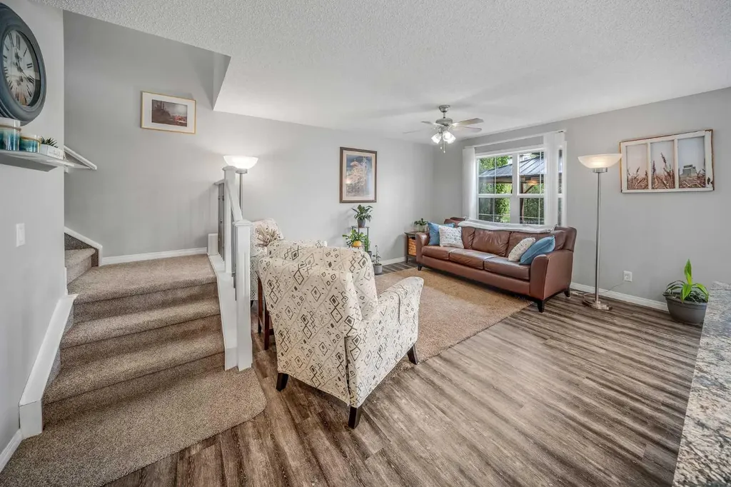 113 Canals Circle SW Airdrie AB T4B 3E8