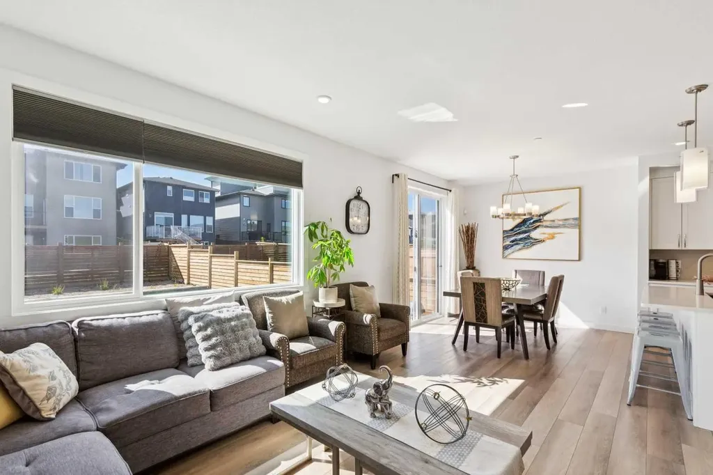 104 Howse Terrace Calgary AB T3P 1K5