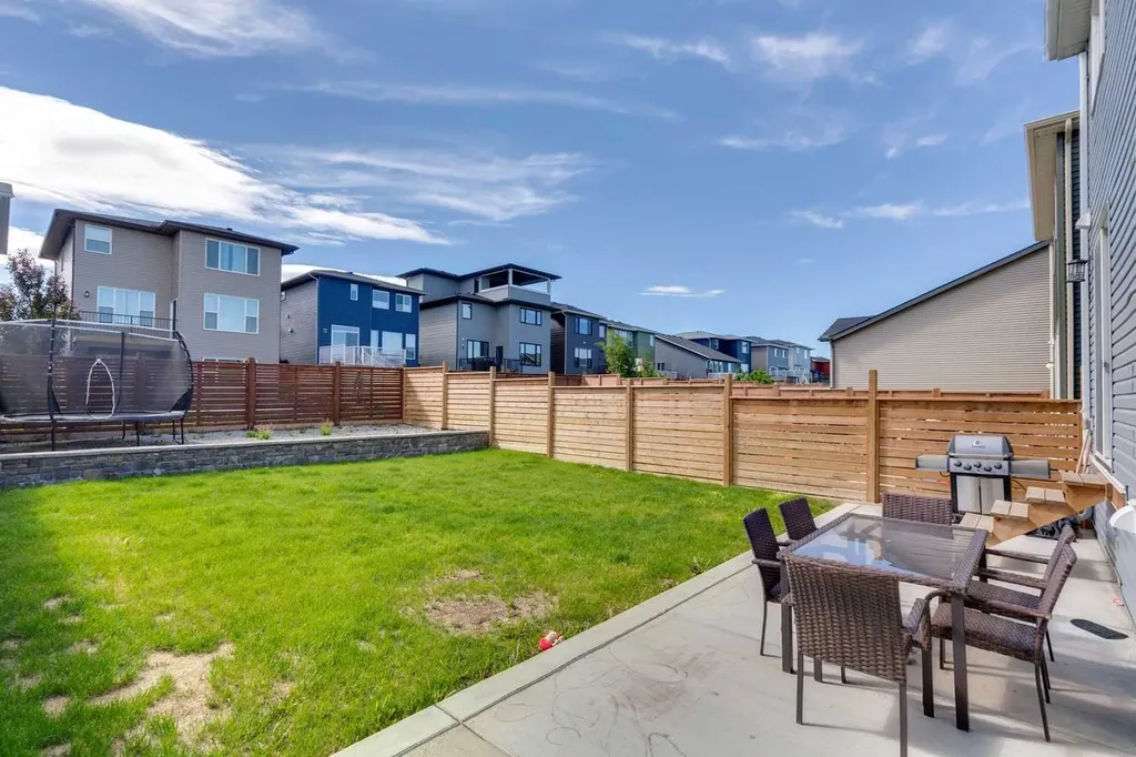 104 Howse Terrace Calgary AB T3P 1K5