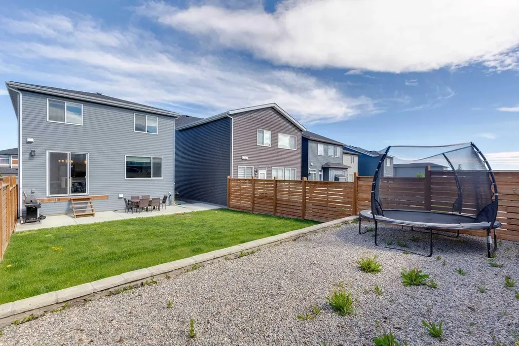 104 Howse Terrace Calgary AB T3P 1K5