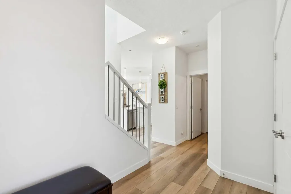 104 Howse Terrace Calgary AB T3P 1K5