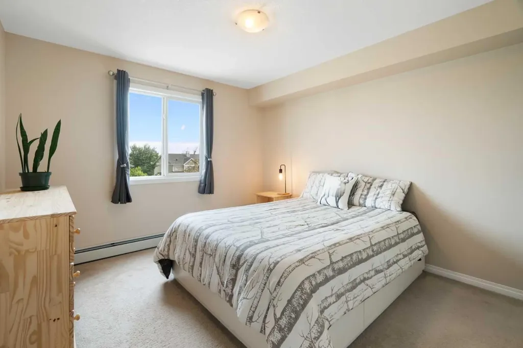 31 Country Village Manor NE Calgary AB T3K0T3