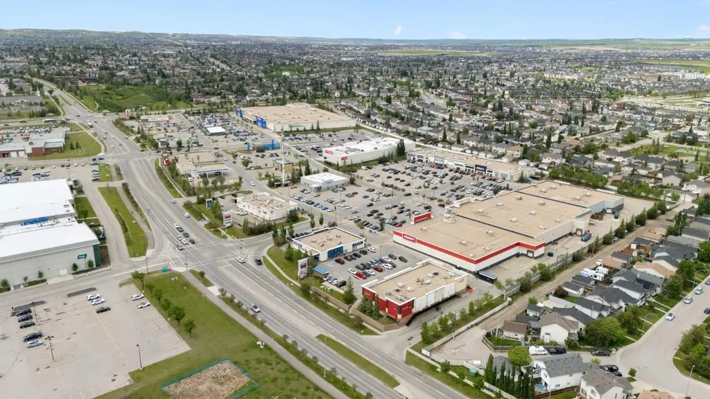 31 Country Village Manor NE Calgary AB T3K0T3