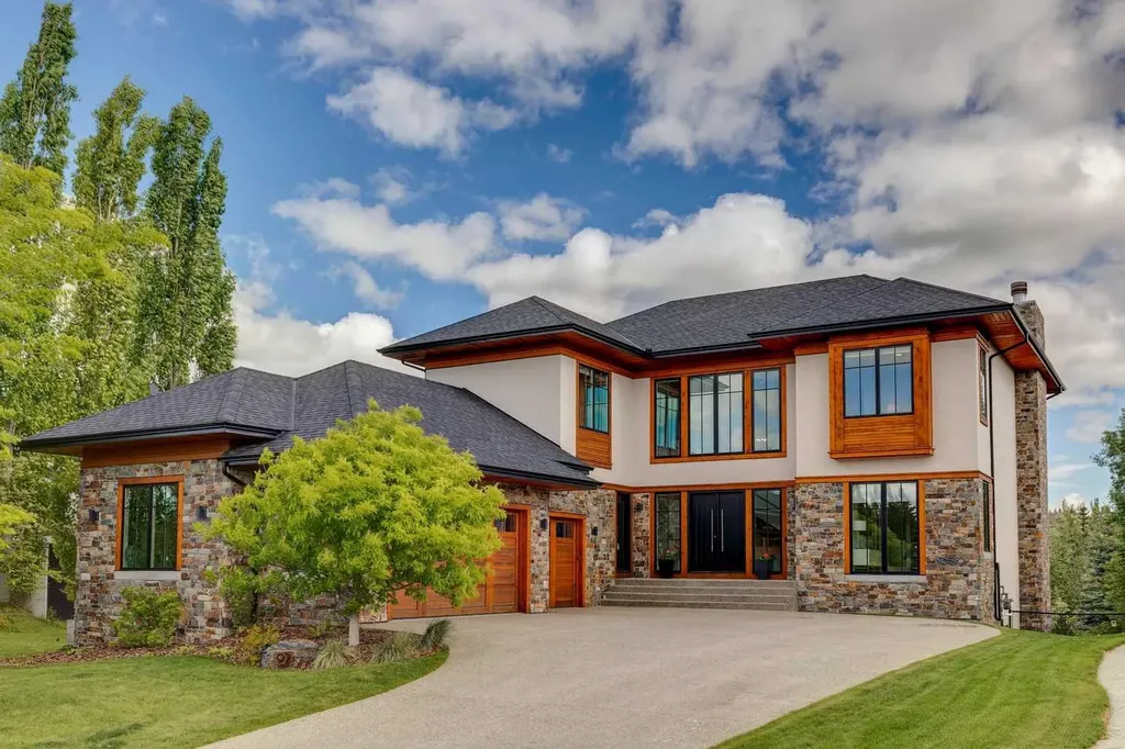 92 Heritage Isle Heritage Pointe AB T1S 4J8