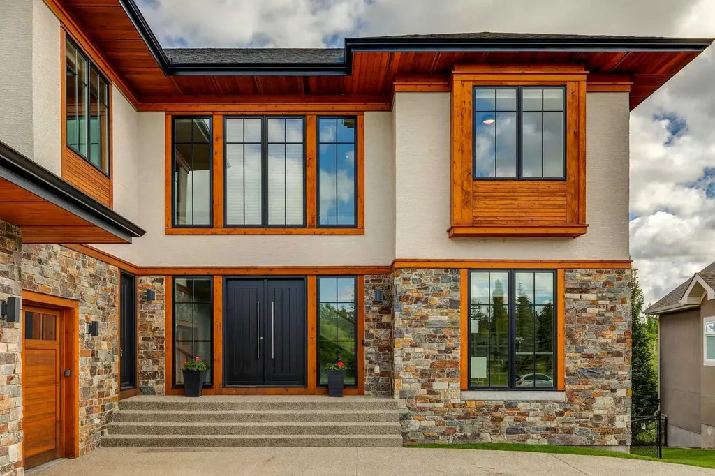 92 Heritage Isle Heritage Pointe AB T1S 4J8