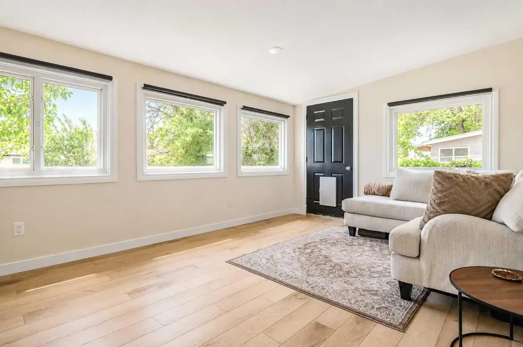 11 Blazier Park Street E Brooks AB T1R 0K6