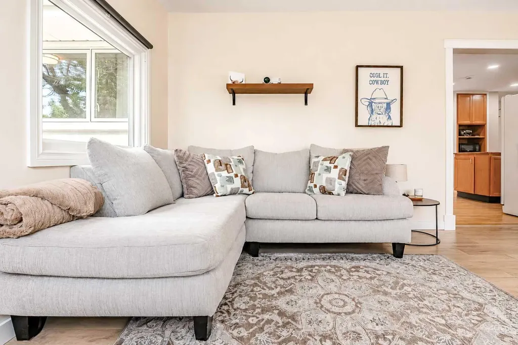 11 Blazier Park Street E Brooks AB T1R 0K6