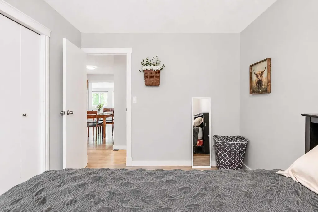 11 Blazier Park Street E Brooks AB T1R 0K6