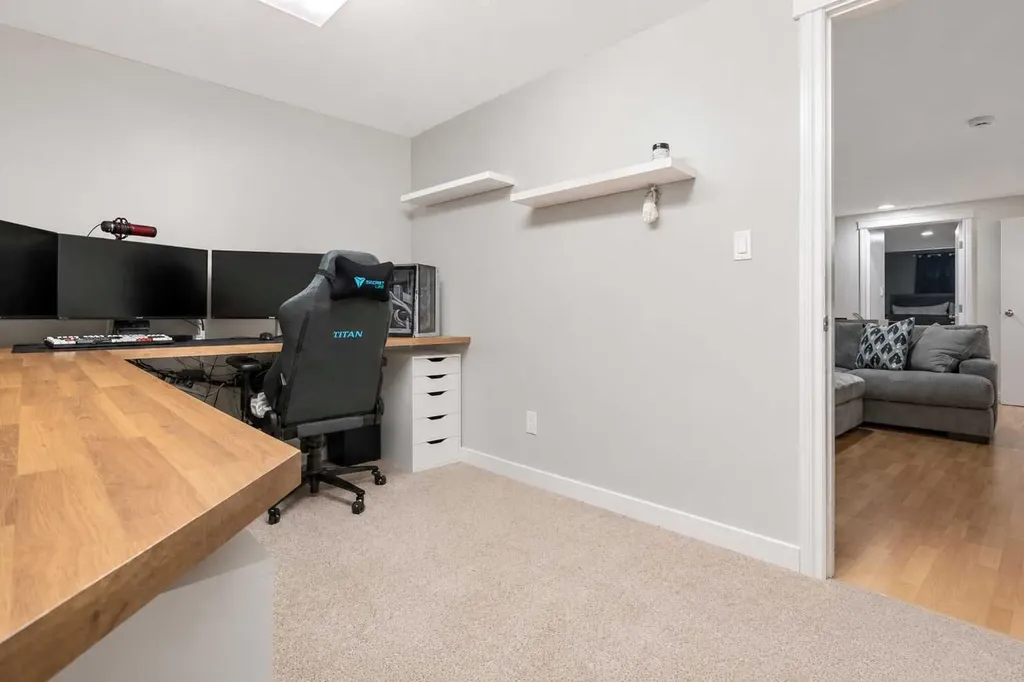 11 Blazier Park Street E Brooks AB T1R 0K6