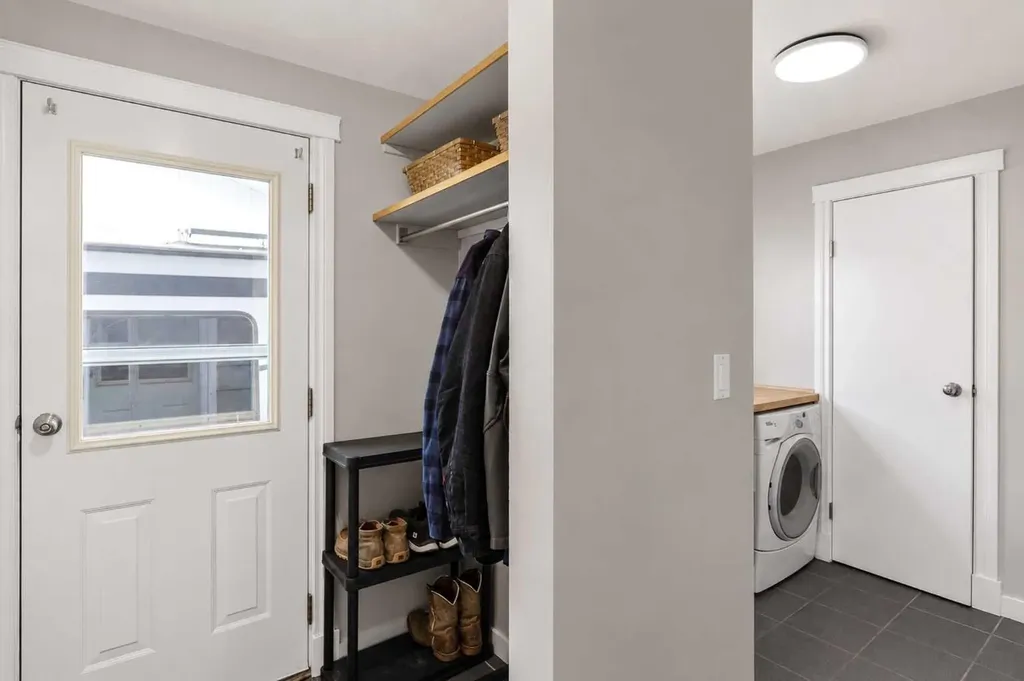 11 Blazier Park Street E Brooks AB T1R 0K6