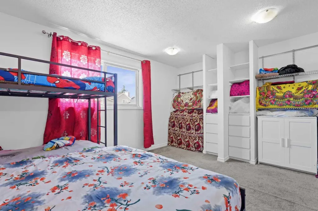 6509 68 Street NE Calgary AB T3J 2M5