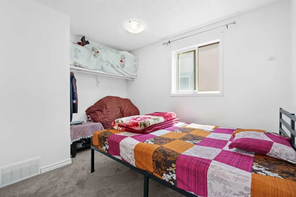 6509 68 Street NE Calgary AB T3J 2M5