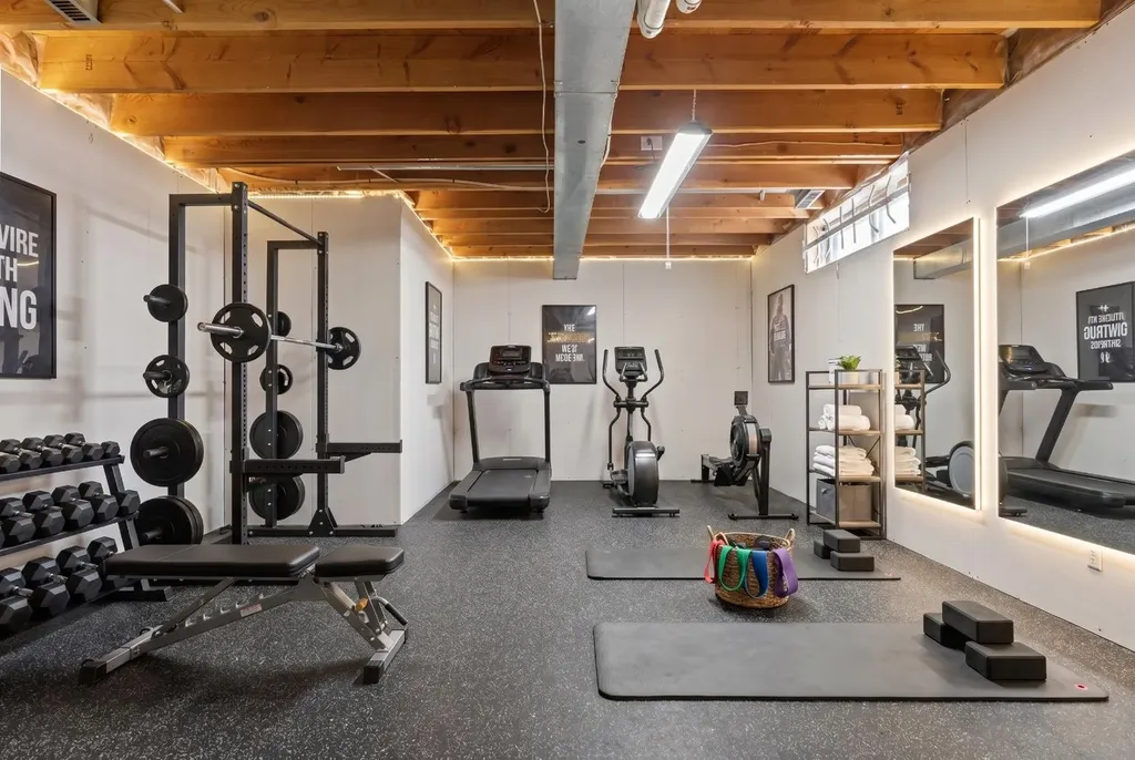 6509 68 Street NE Calgary AB T3J 2M5