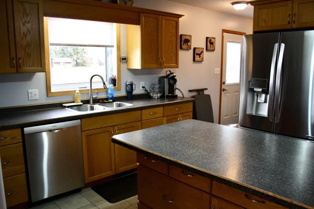 103 2nd Avenue W Marsden SK S0M 1P0
