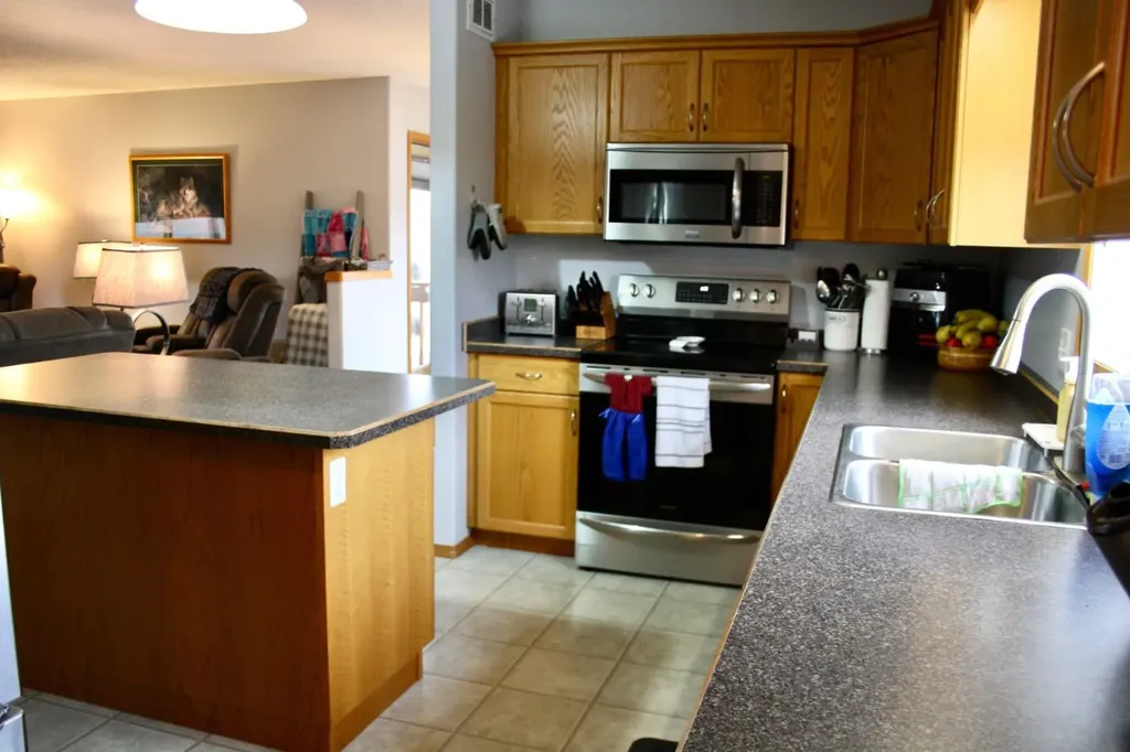 103 2nd Avenue W Marsden SK S0M 1P0