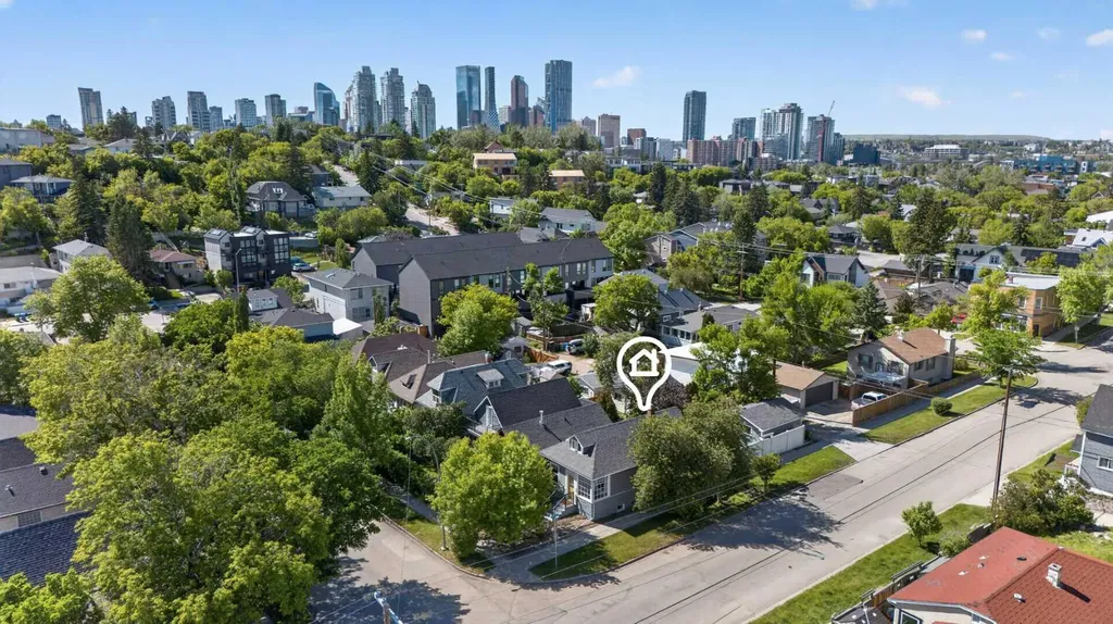 924 18 Avenue SE Calgary AB T2G 1L3