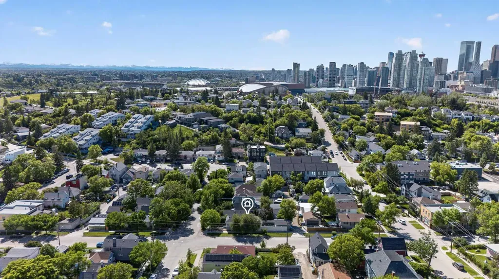 924 18 Avenue SE Calgary AB T2G 1L3