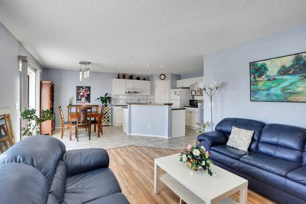 234 Saddlecreek Point NE Calgary AB T3J 4V5