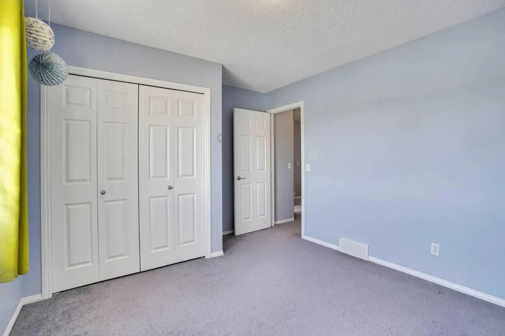 234 Saddlecreek Point NE Calgary AB T3J 4V5