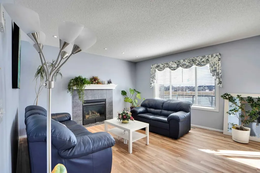 234 Saddlecreek Point NE Calgary AB T3J 4V5