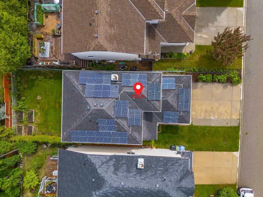 161 Tuscarora Close NW Calgary AB T3L 2E3