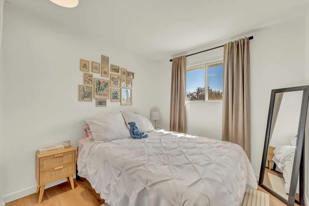 10 Hayward Court NE Medicine Hat AB T1C1E2