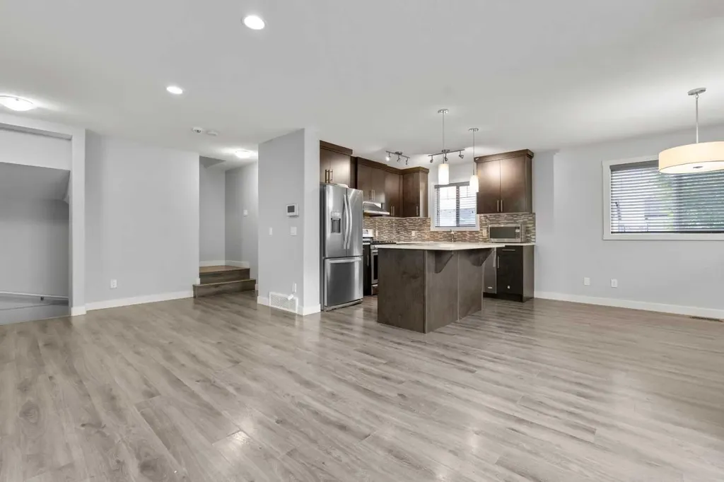 905 Skyview Ranch Grove NE Calgary AB T3N 0R7