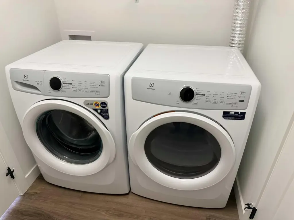 200 Seton Circle SE Calgary AB T3M 3X1