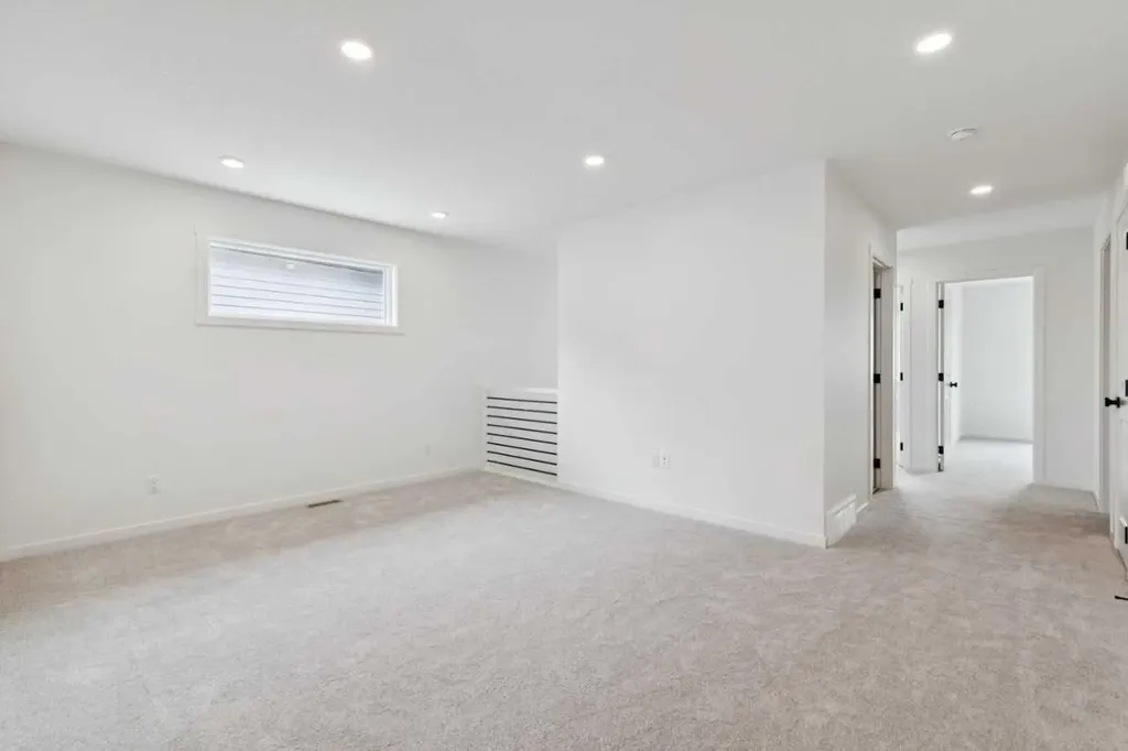 110 Walgrove Bay SE Calgary AB T2X5N9