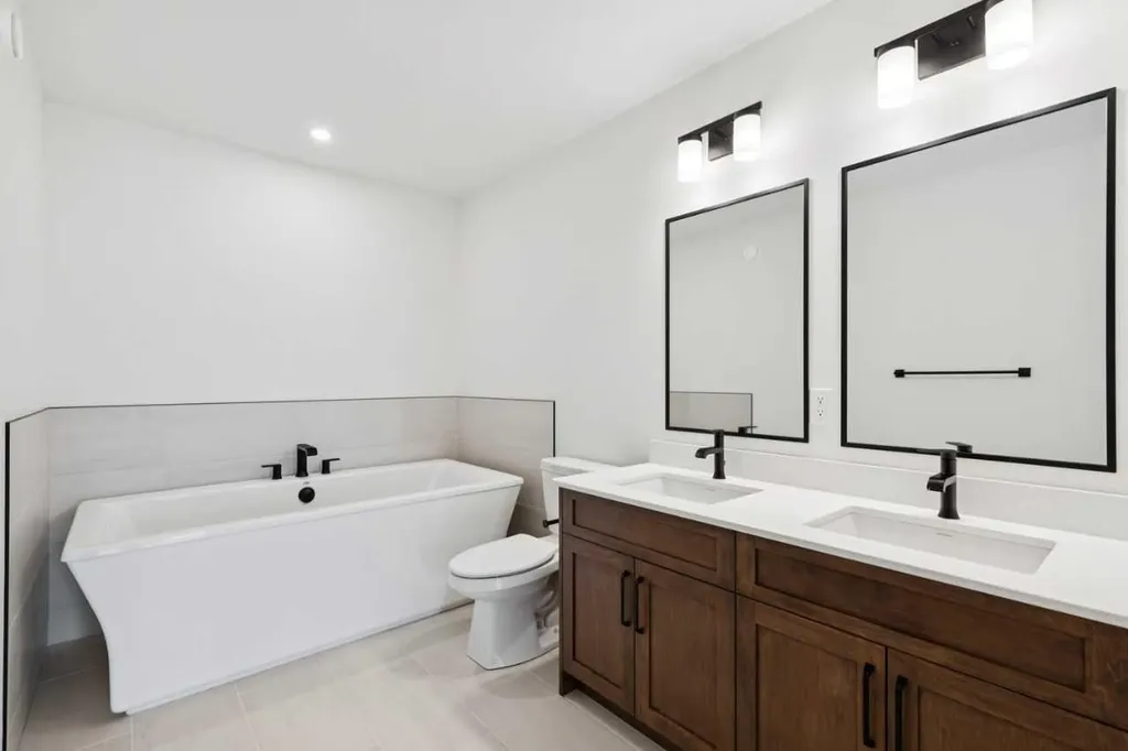 110 Walgrove Bay SE Calgary AB T2X5N9